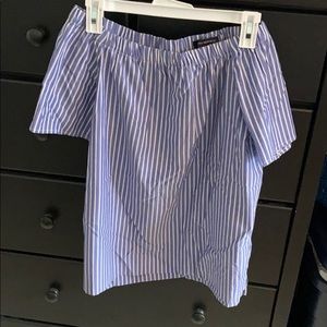 Banana Republic off the shoulder top